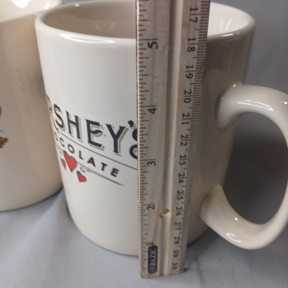 Hershey's Chocolate 24oz XL 2 Oversized Coffee Mug Christmas & Hearts Galerie - Picture 9 of 11